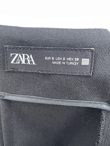 s Beden siyah Renk Zara Kumaş Pantolon %70 İndirimli.