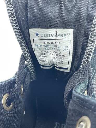 36 Beden çeşitli Renk Converse Spor Ayakkabı %70 İndirimli.