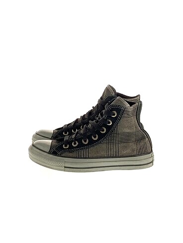 Converse Spor Ayakkabı %70 İndirimli.