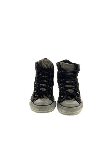 36 Beden Converse Spor Ayakkabı %70 İndirimli.