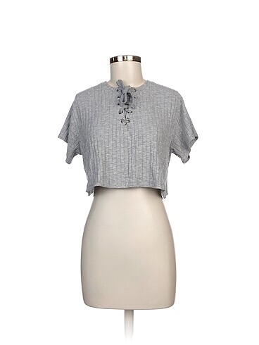Asos Bluz %70 İndirimli.