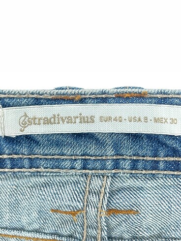 40 Beden mavi Renk Stradivarius Mini Şort %70 İndirimli.