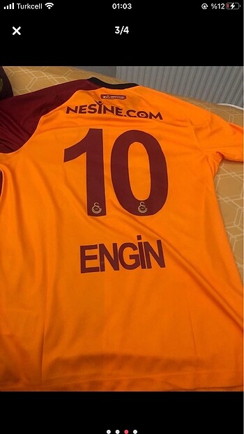 s Beden Futbolculardan İmzalı orjinal Galatasaray forması