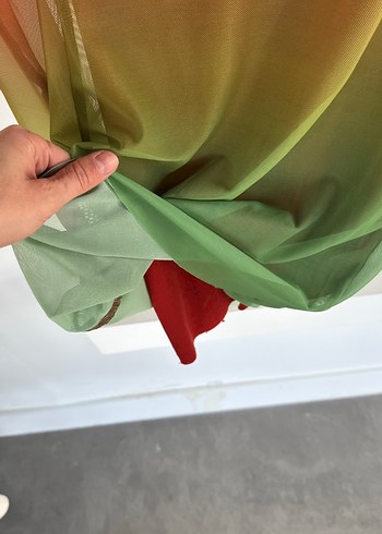 Uzun Kollu Tül içi astarlı Batik Desenli Elbise - Görsel 3