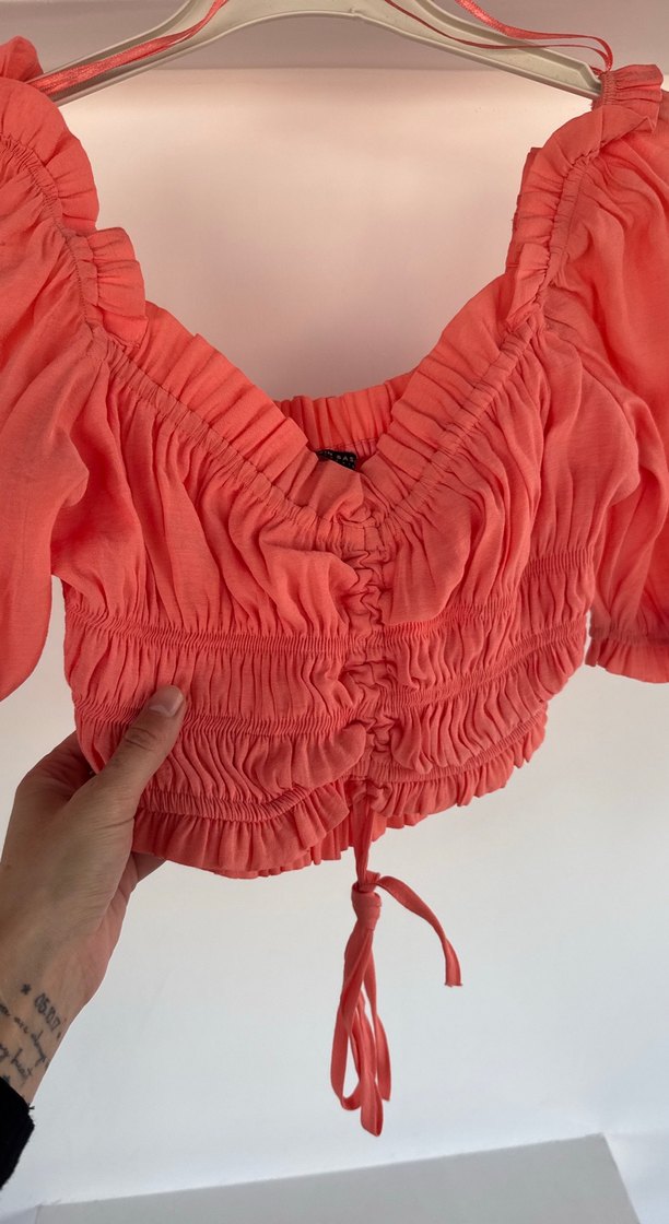 Kırmızı Fırfırlı Keten Mini Bluz - Görsel 2