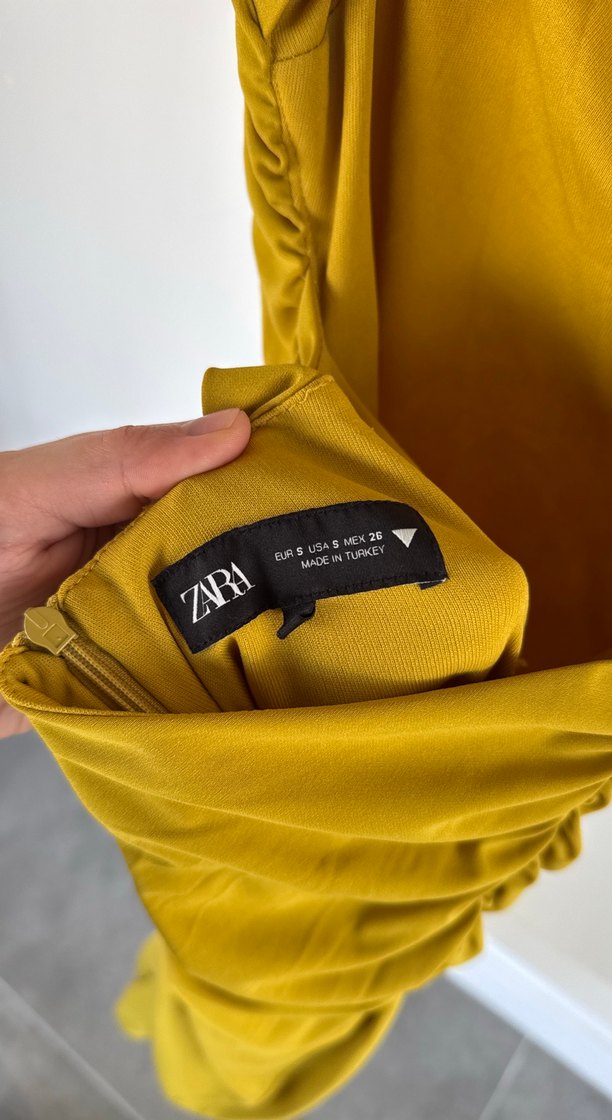 Sarı Uzun Drapeli sırt detaylı Askılı Elbise - Görsel 3