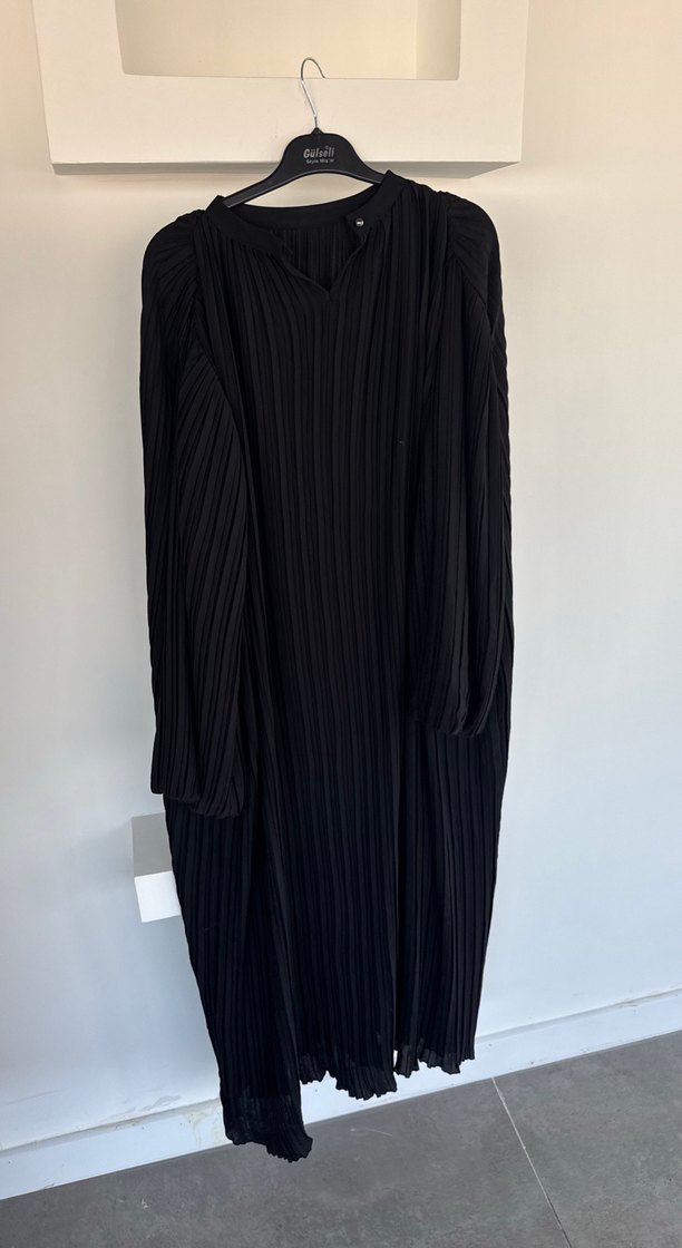 Kadın Siyah Uzun Pilili Elbise - Görsel 3