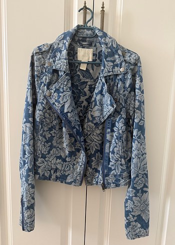 Çiçek Desenli Mavi Kadın Kot Ceket - Görsel 7