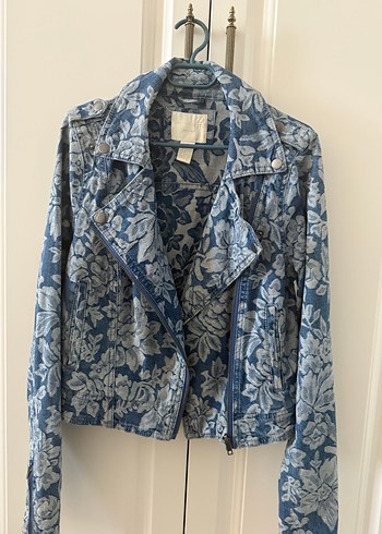 Çiçek Desenli Mavi Kadın Kot Ceket - Görsel 5