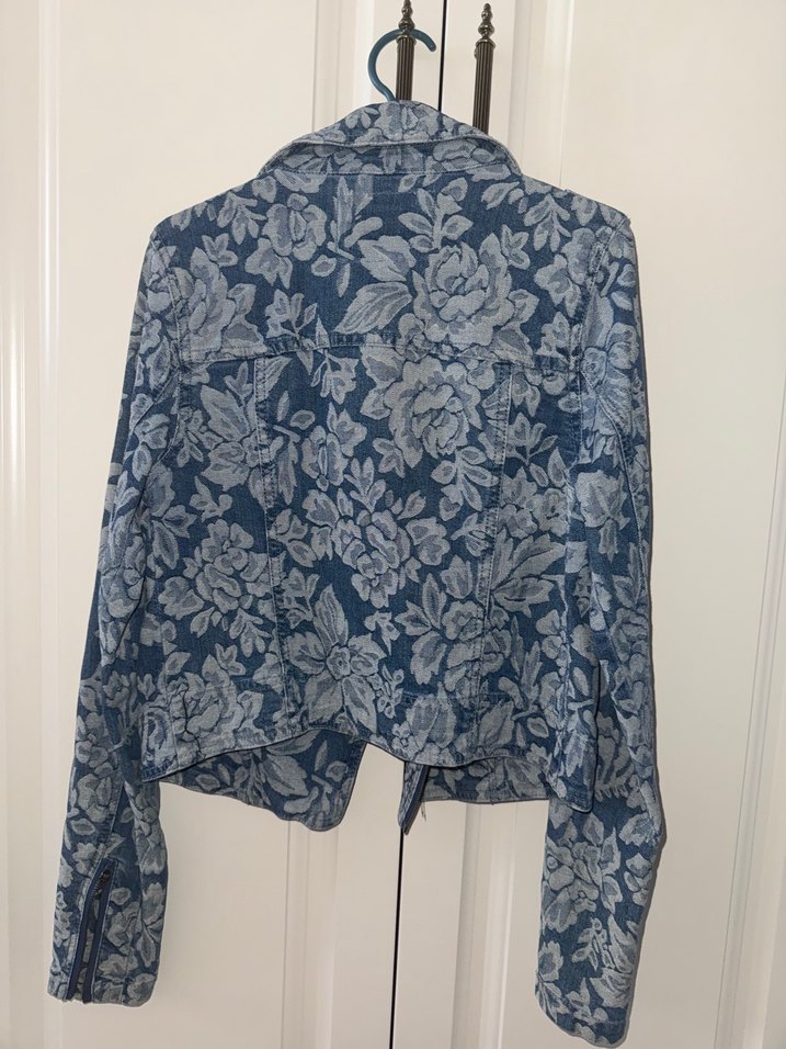 Çiçek Desenli Mavi Kadın Kot Ceket - Görsel 2