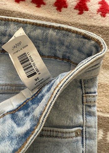 Paçası yırtmaçlı jean - Görsel 6