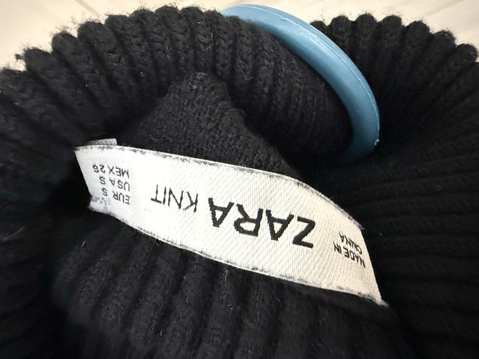 Siyah Boğazlı Triko Kadın Kazak - Görsel 4