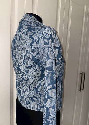 Çiçek Desenli Jean Ceket - Görsel 5