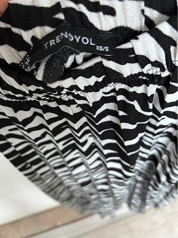 Trendyol & Milla Zebra etek