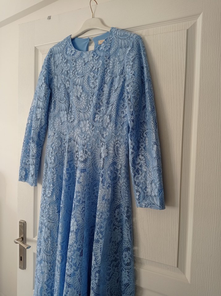 dantelli  tesettür elbise - Görsel 4