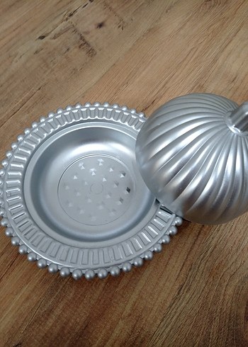 Parlak gri şekerlik - Görsel 2