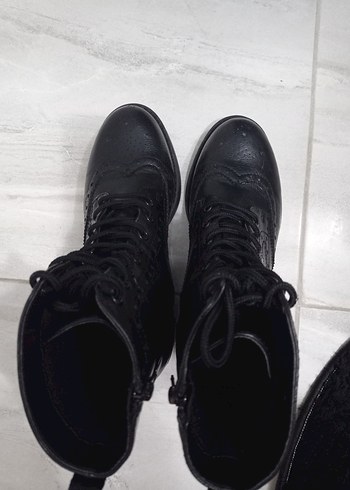 Siyah hakiki deri kadın bot - Görsel 4