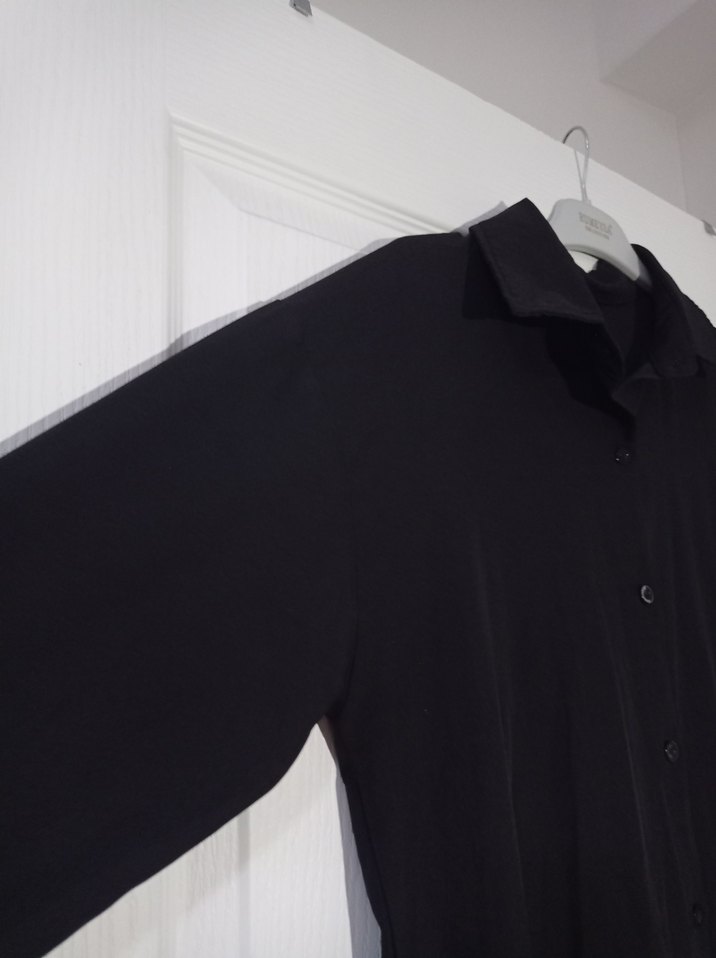 Siyah Düğmeli Uzun Keten Tunik - Görsel 5