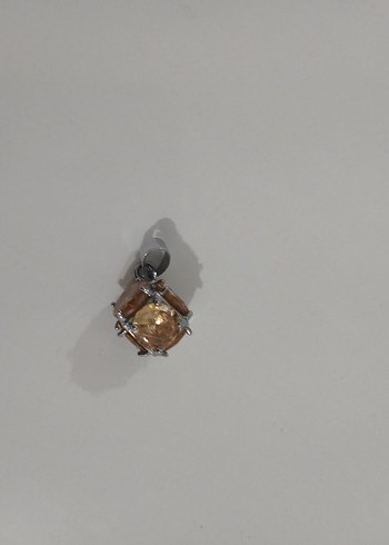 Beden çelik Boncuklu Bej Minimalist Kolye Ucu