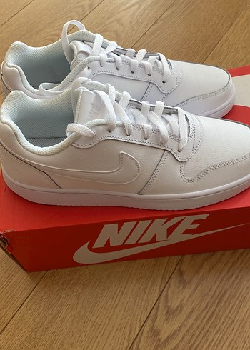 Nike Beyaz Kadın Spor Ayakkabı