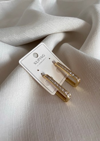 Zincir Detaylı Altın Midi Küpe - Görsel 2