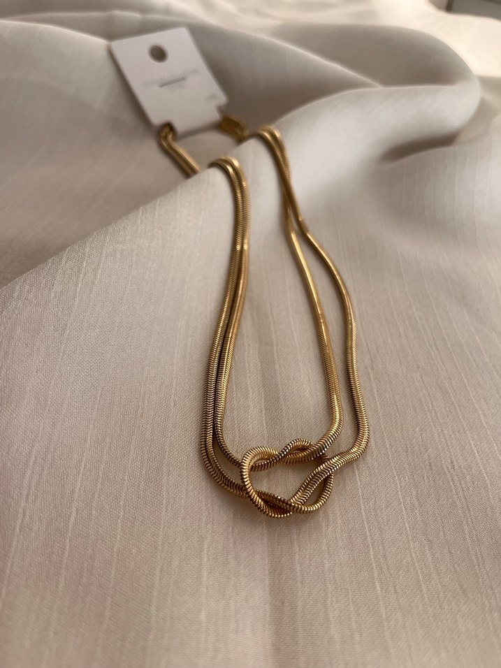 Zincir Detaylı Uzun Altın Kadın Kolye - Görsel 2