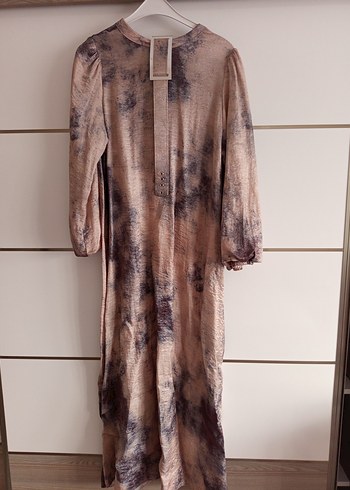 saten ipek kumaş elbise - Görsel 2