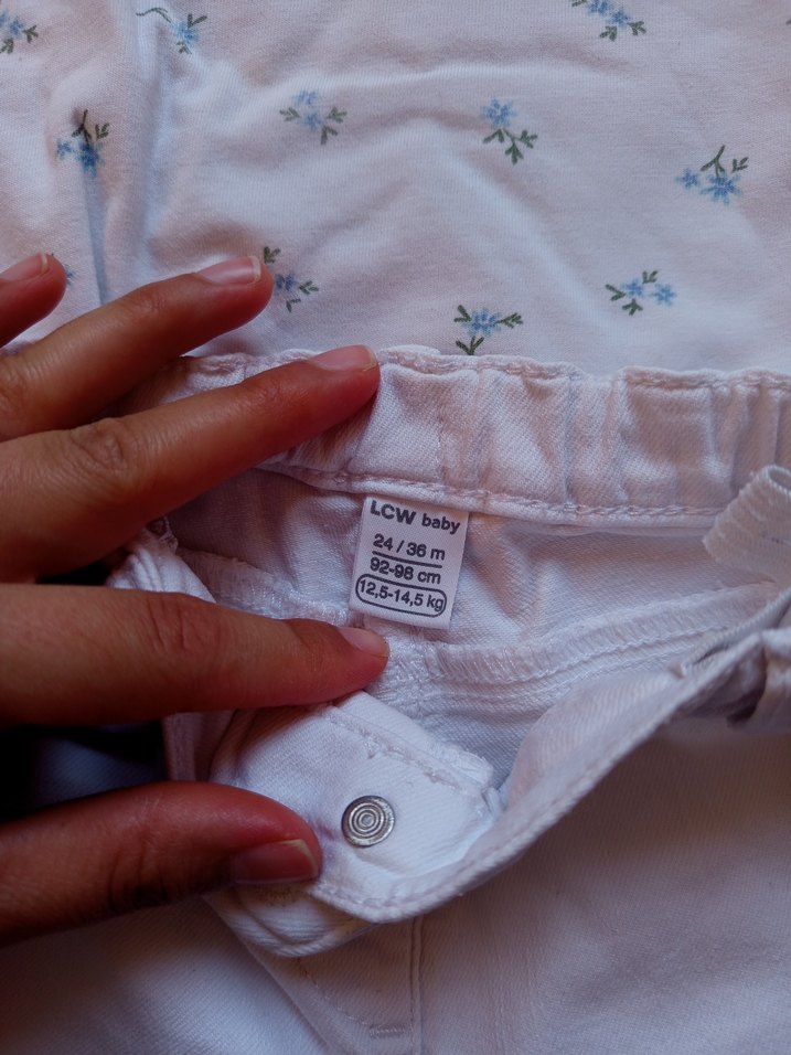 Dantel Yakalı Nakışlı Bebek Kız Kıyafet Takımı - Görsel 3