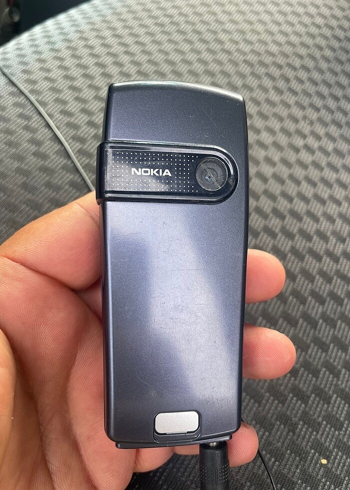 Nokia 6230i - Görsel 2