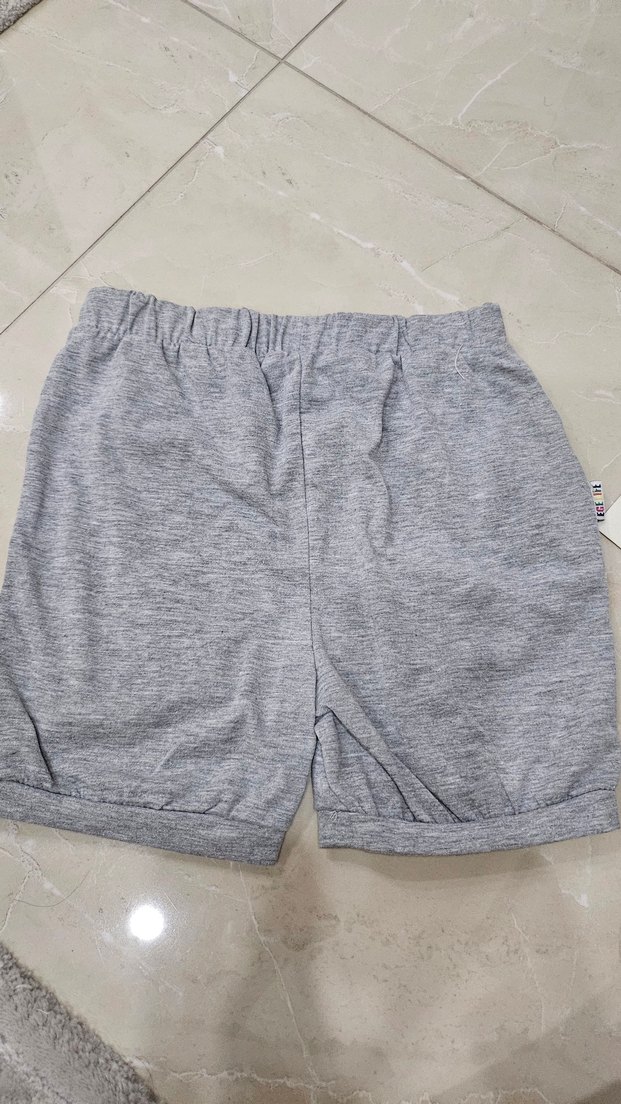 Etiketli kiz çocuk penye şort - Görsel 3