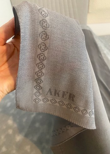 Beden Gri Keten Zincir Detaylı Kadın Şal Aker marka