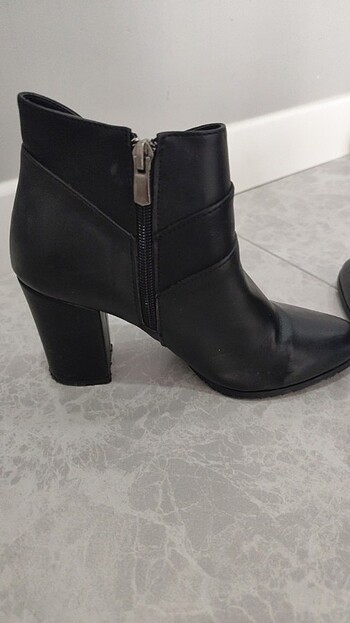 36 numara siyah kalın topuklu ayakkabı  - Görsel 5