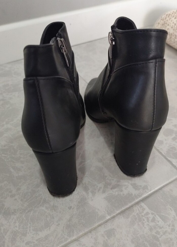 36 numara siyah kalın topuklu ayakkabı  - Görsel 4