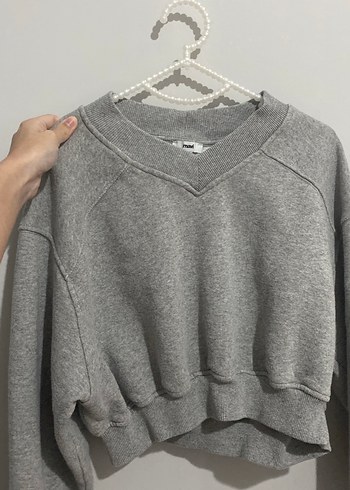 Gri V Yaka Kadın Sweatshirt