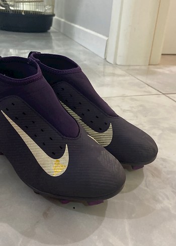 38 Beden Nike krampon