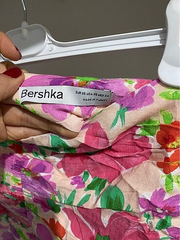 xs Beden Bershka Etek