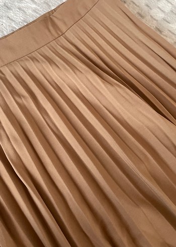 Bej Pilili Uzun Kadın Etek - Görsel 3