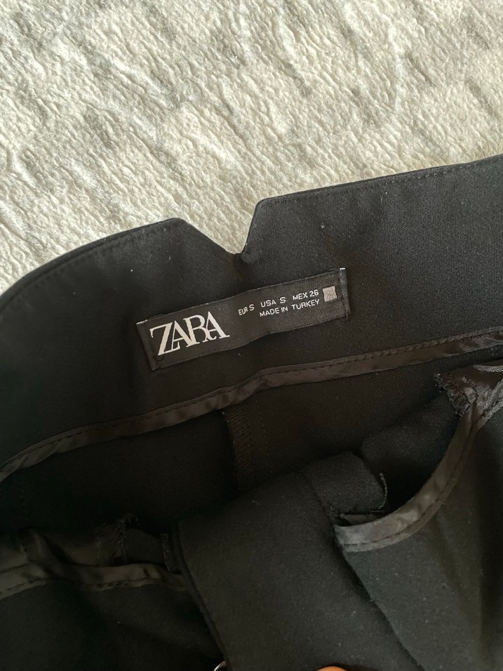 Kadın Siyah Pilili Ofis Kumaş Pantolon - Görsel 3