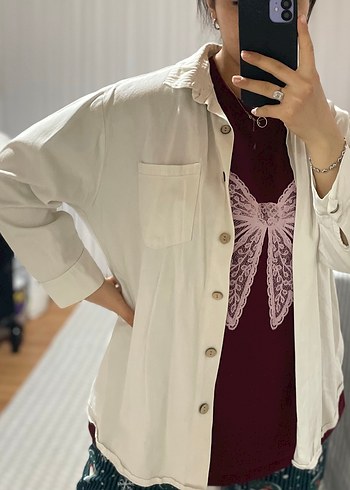 Düğmeli Beyaz Pamuklu Kadın Gömlek - Görsel 2