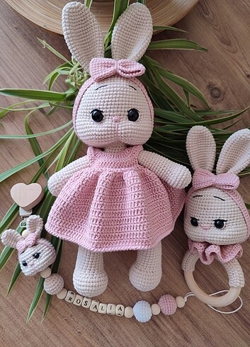 Amigurumi oyuncak tavşan seti 