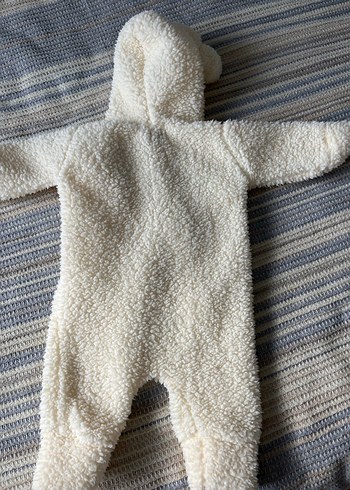 Beyaz Örgü Bebek Tulumu - Görsel 3