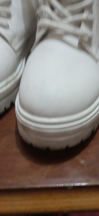 LC Waikiki bot 38 numara