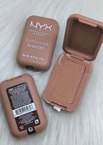 Nyx Buttermelt Koyu Kahverengi Bronzer