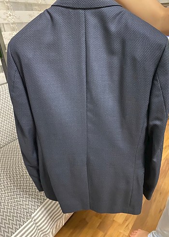 Gri Düğmeli Erkek Takım Elbise - Görsel 4