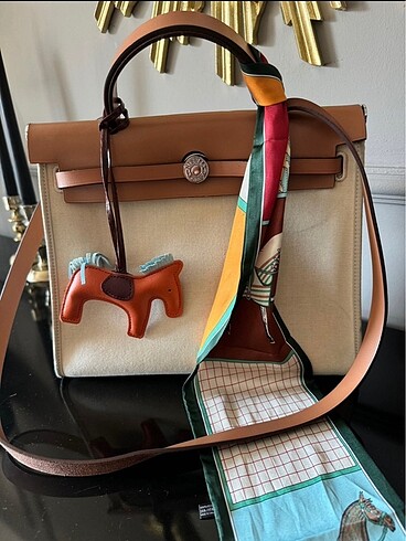 Hermes Hermes A+++ kalite aksesuarlar dahildir