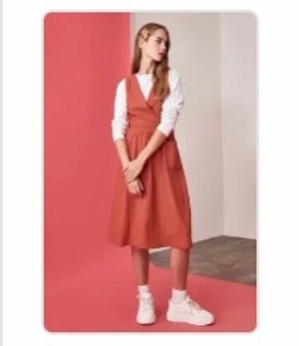 Trendyol & Milla Kolsuz elbise, jile.