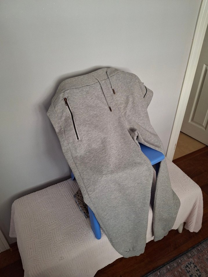 Gri Kadın Fermuarlı Rahat Eşofman Altı - Görsel 3