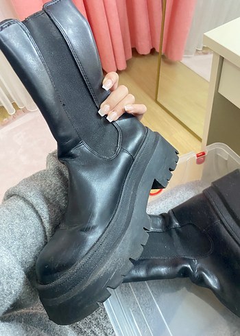 Siyah Platform Topuklu Goth Kadın Bot - Görsel 2