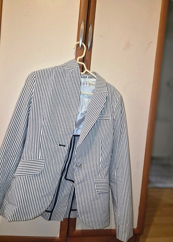 Düğmeli Gri Çizgili Kadın Blazer - Görsel 2