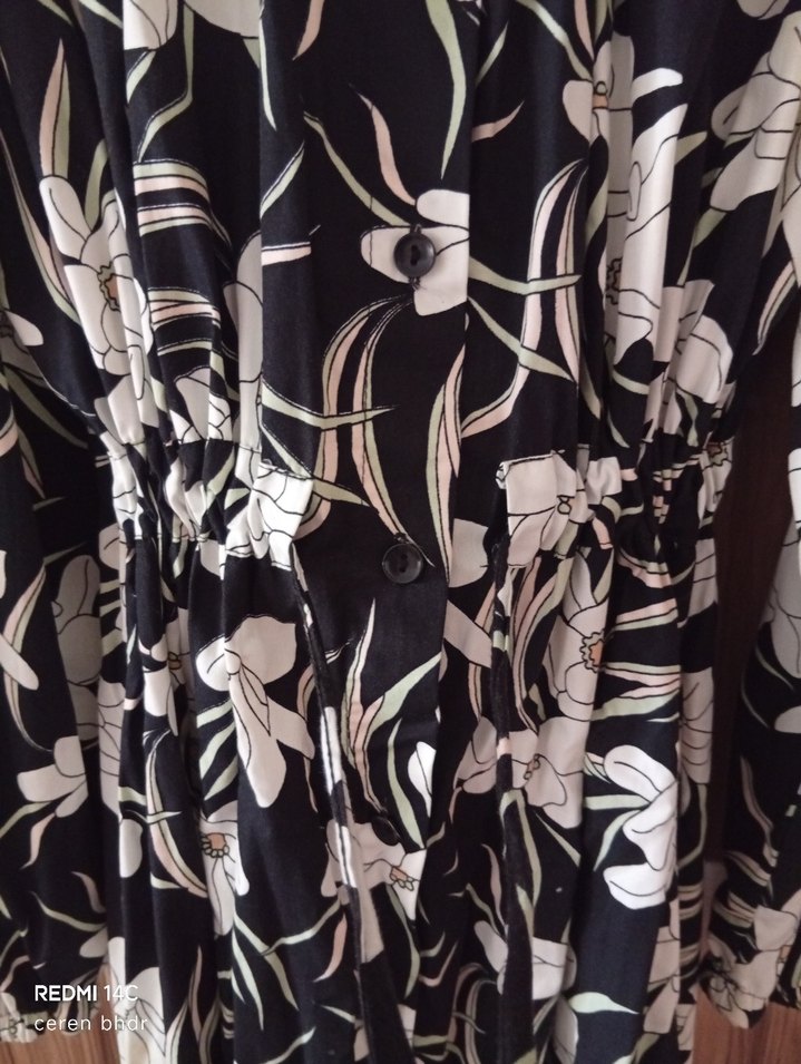 Siyah Çiçek Desenli Uzun Bohem Elbise - Görsel 2